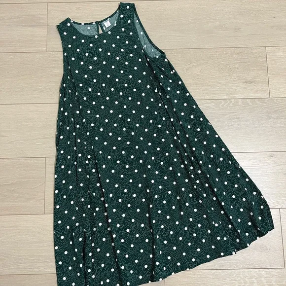 Old Navy Green Polka Dot Swing Dress